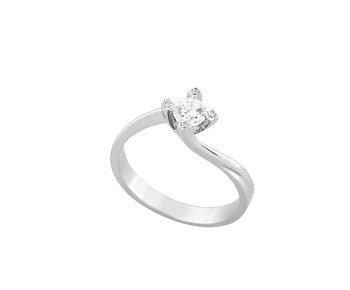 Gold solitaire ring in 14K
					